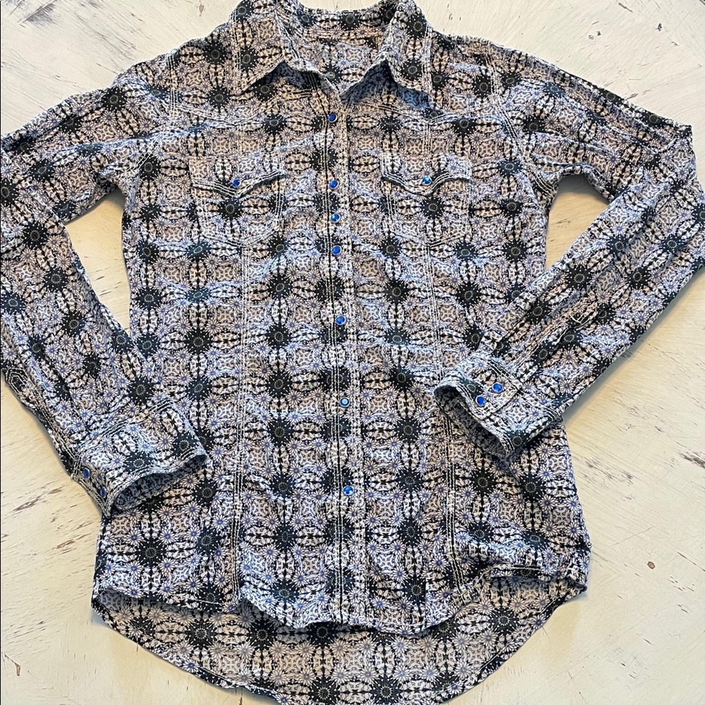 Wrangler Rock 47 Women’s Western Button Down Shirt
